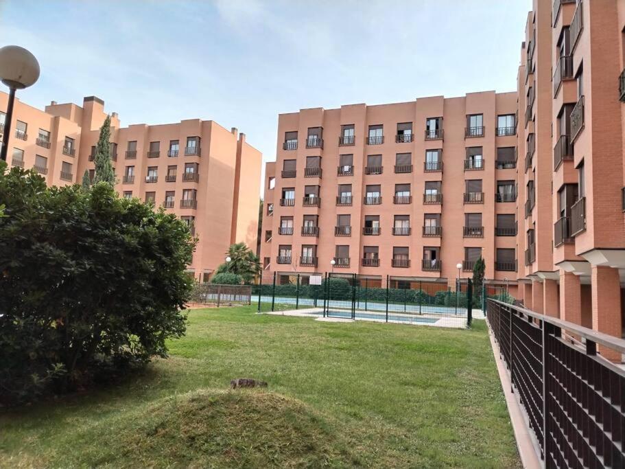 Apartamento Wanda Ifema Aeropuerto Madrid Jc Exterior foto