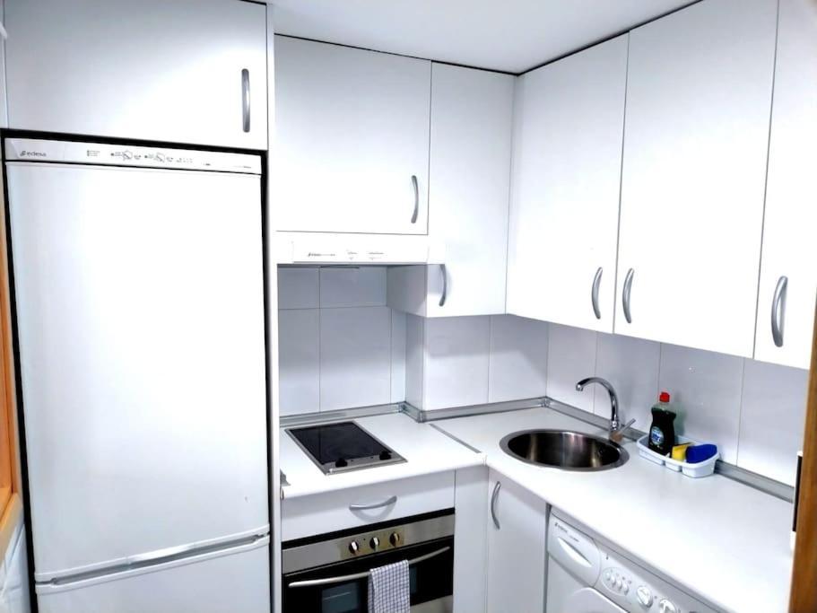 Apartamento Wanda Ifema Aeropuerto Madrid Jc Exterior foto
