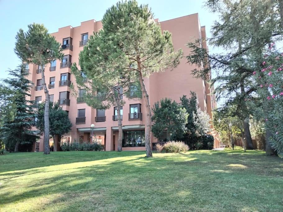Apartamento Wanda Ifema Aeropuerto Madrid Jc Exterior foto