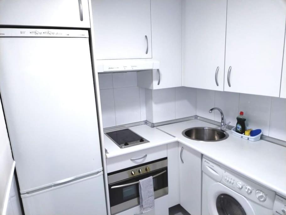Apartamento Wanda Ifema Aeropuerto Madrid Jc Exterior foto